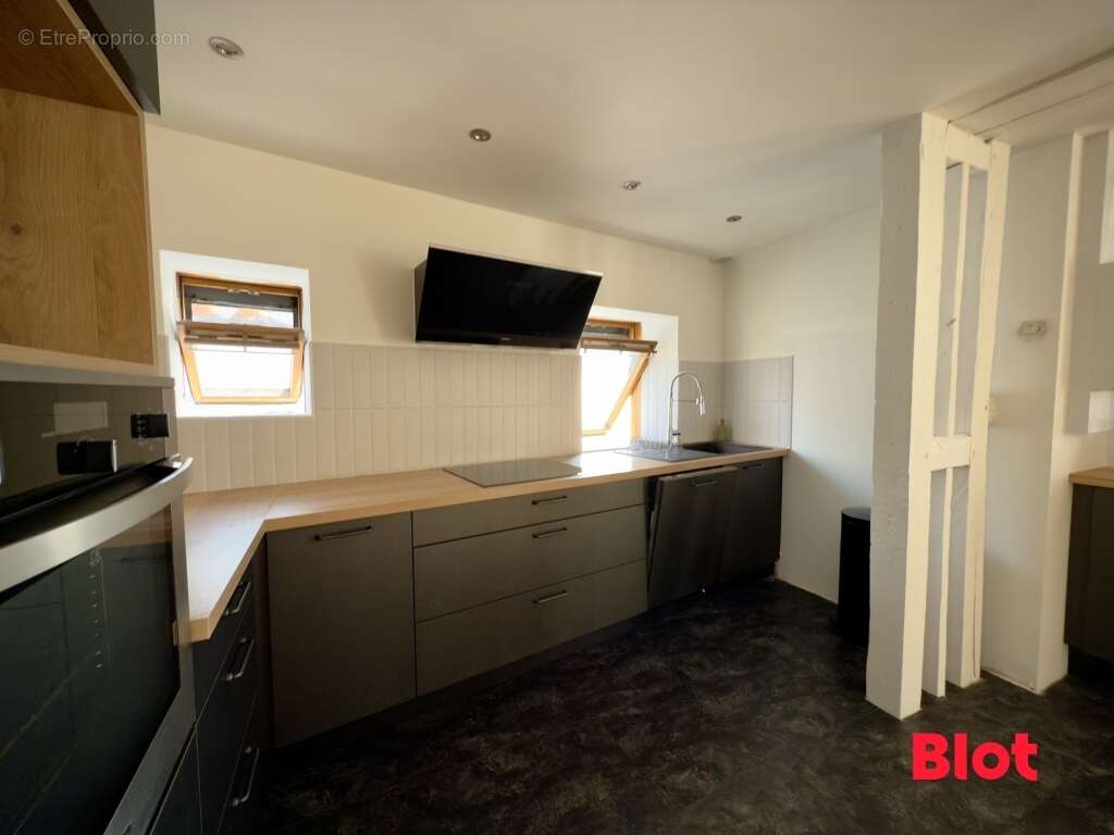 Appartement 79 m² à Vitre  - photo 6