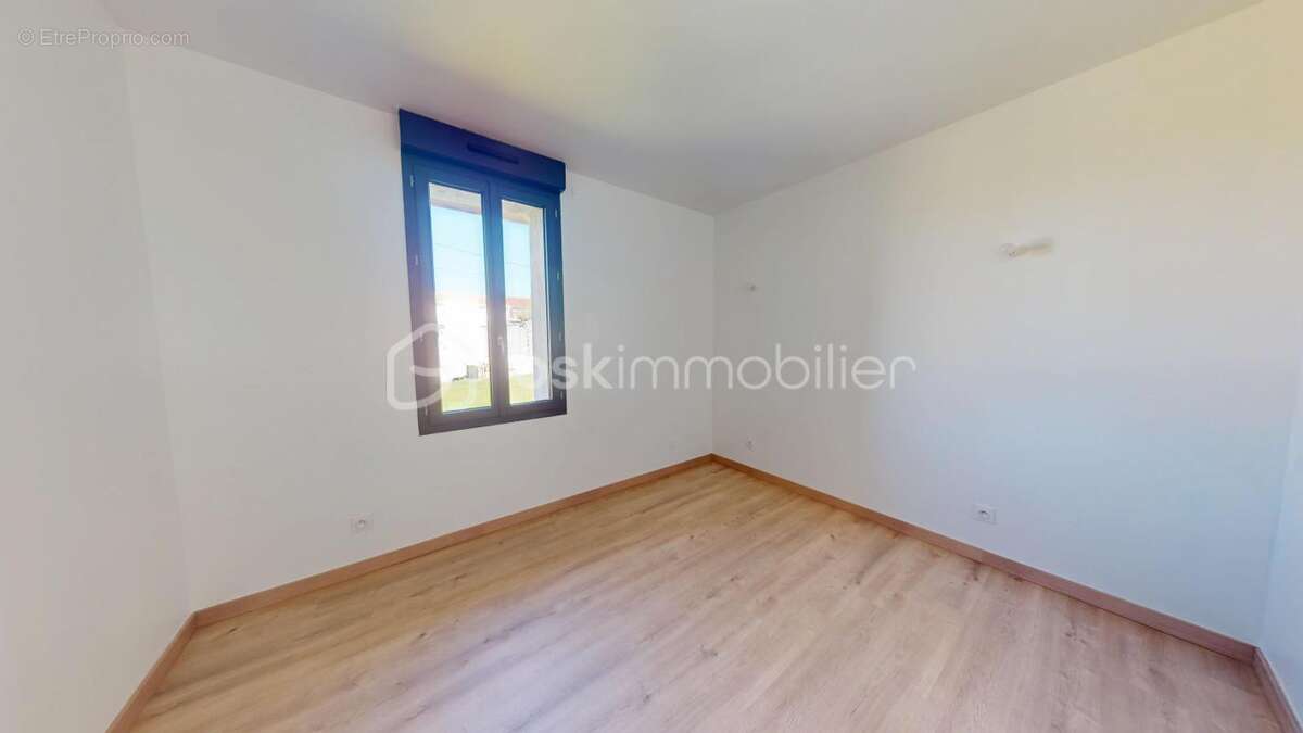 Maison à BARBEZIEUX-SAINT-HILAIRE