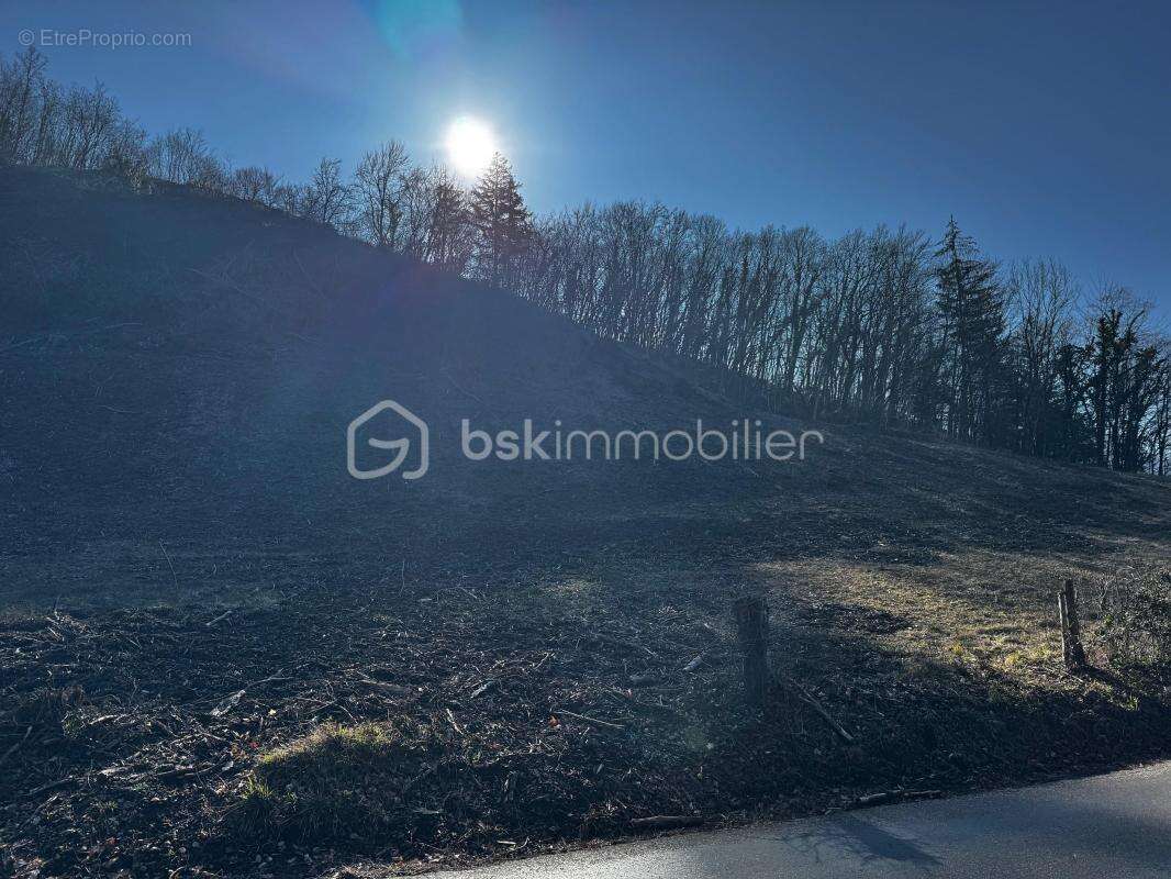 Terrain à QUAIX-EN-CHARTREUSE