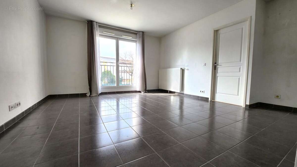 Appartement à MAISONS-ALFORT