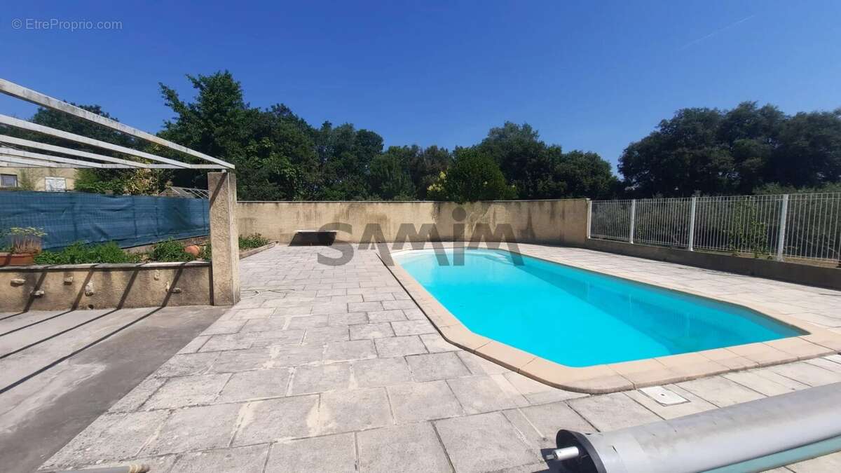 Maison à QUISSAC