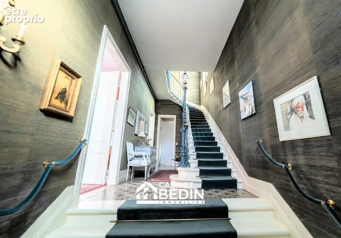 Maison 385 m² à Bordeaux  - photo 2