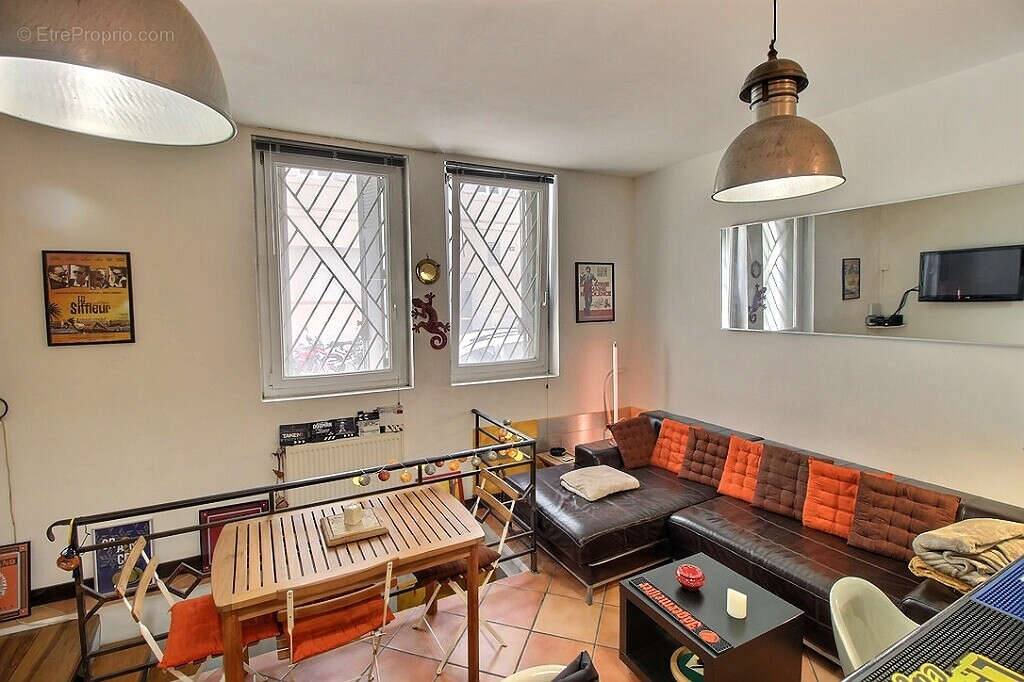 Appartement à MARSEILLE-6E