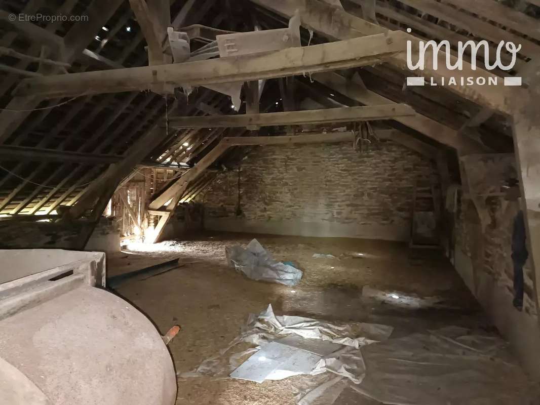 Maison à LES BRULAIS