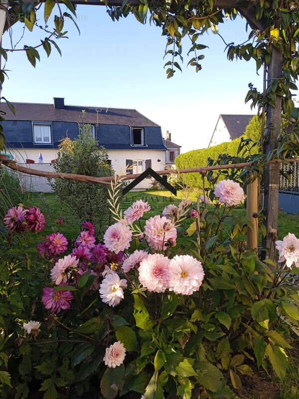 Maison à ANGERVILLE-L&#039;ORCHER