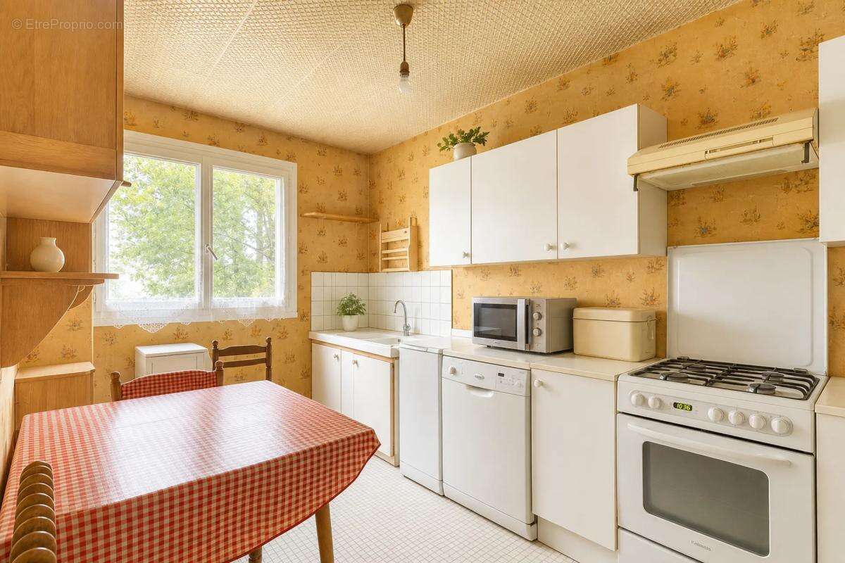Appartement à SAINTE-FOY-LES-LYON