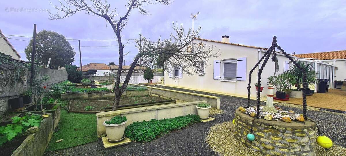 Maison à PUYRAVAULT