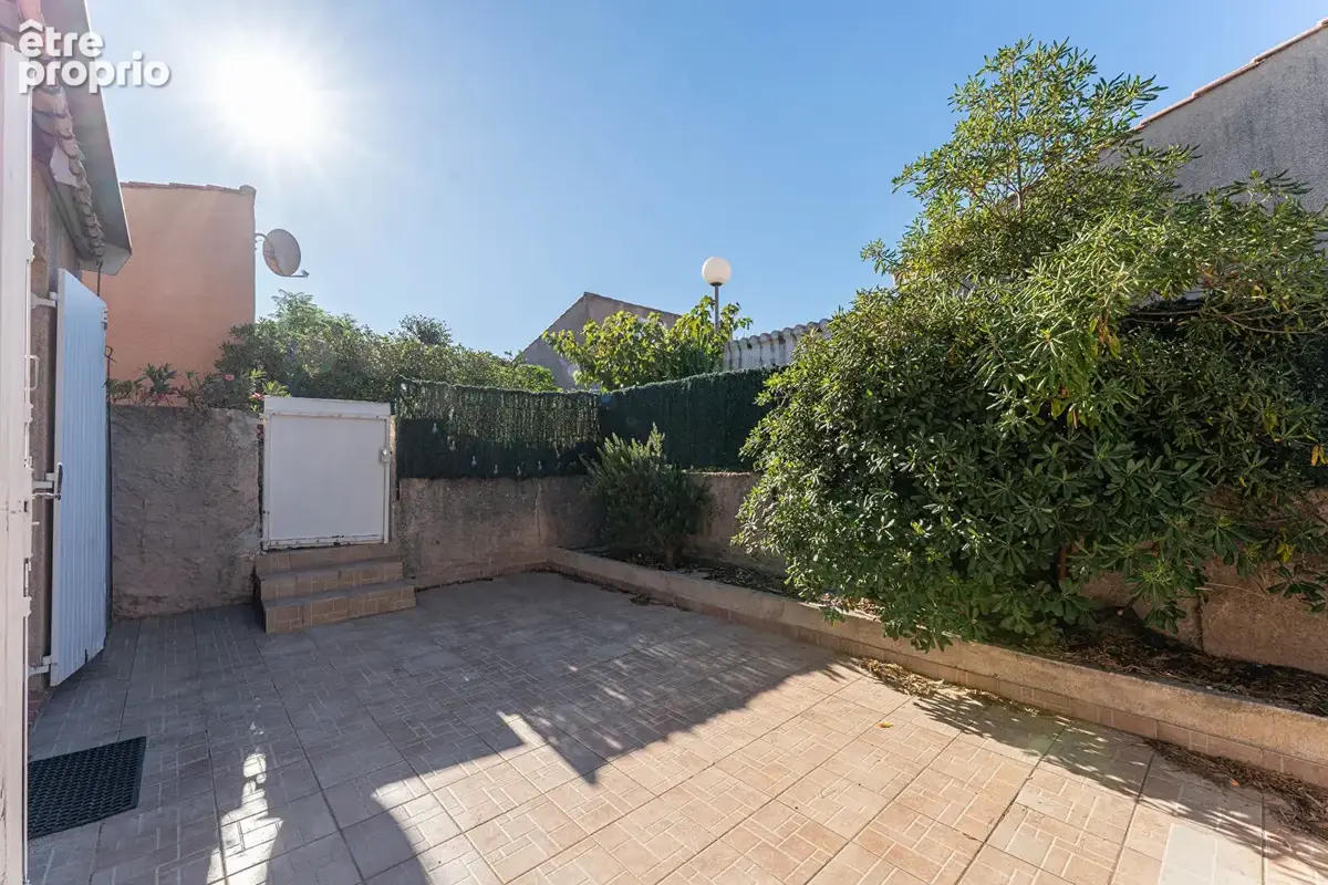 EXCLU À VENDRE - Pavillon T3 à Sausset les Pins avec terrasse et parking - photo 2