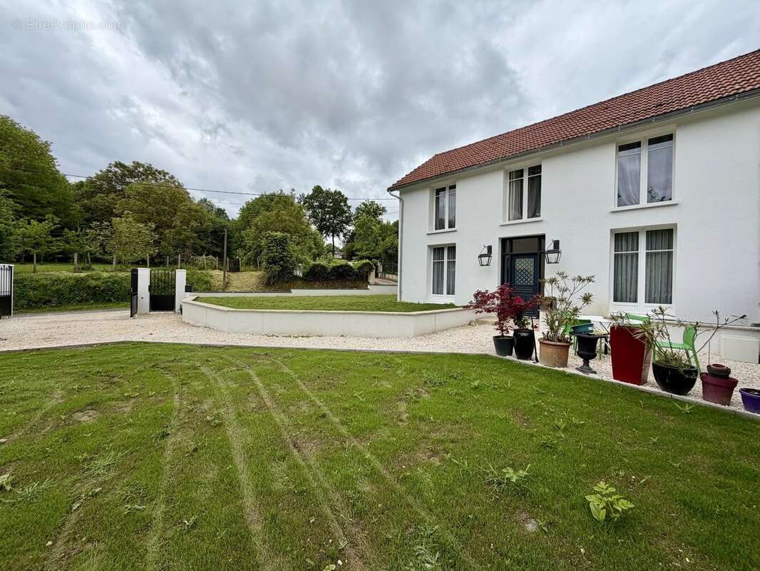 Maison à COULOMMIERS