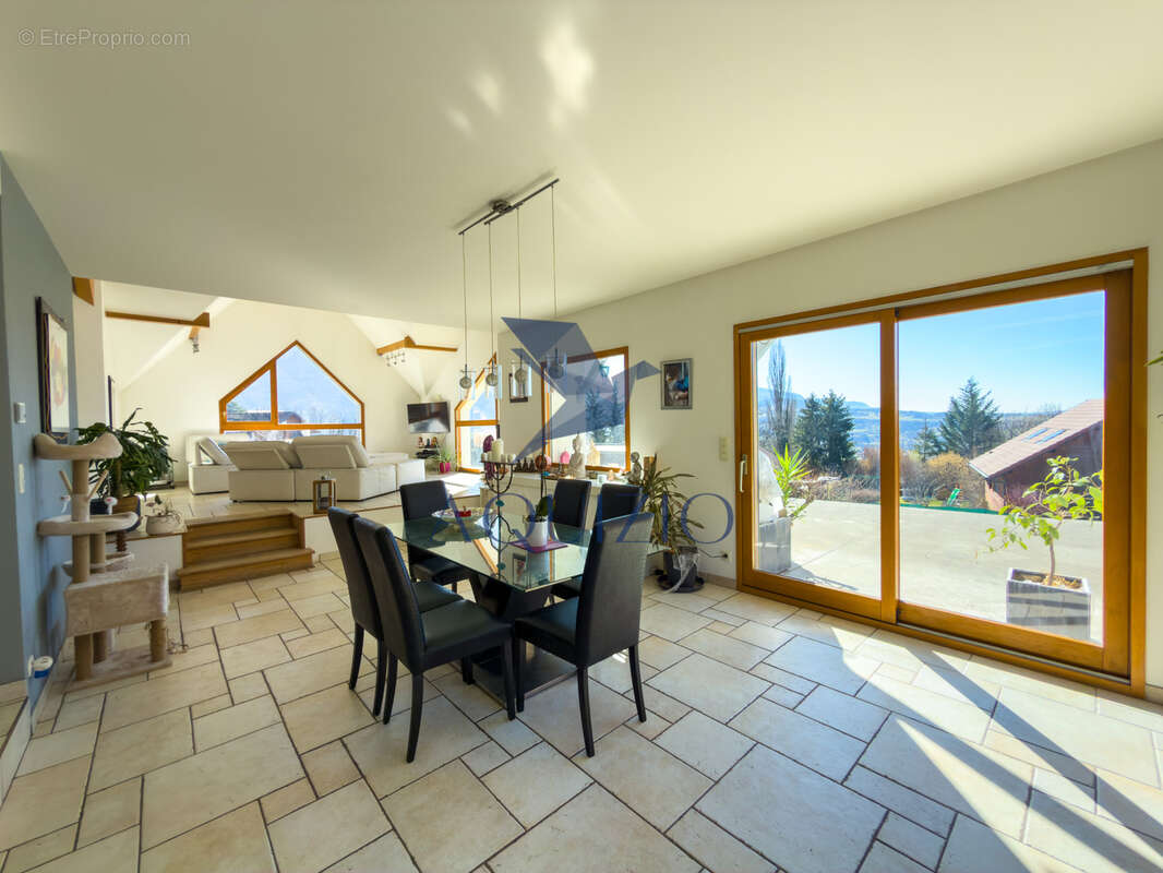 Maison à VIUZ-EN-SALLAZ