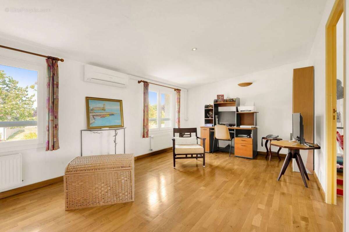 Maison à SAINT-ORENS-DE-GAMEVILLE