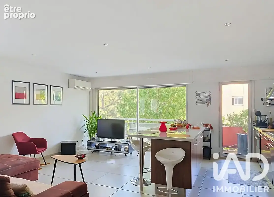 Photo 1 - Appartement à MARSEILLE-10E