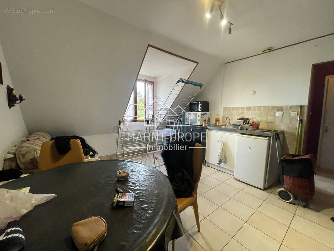 Appartement à VILLIERS-SUR-MORIN