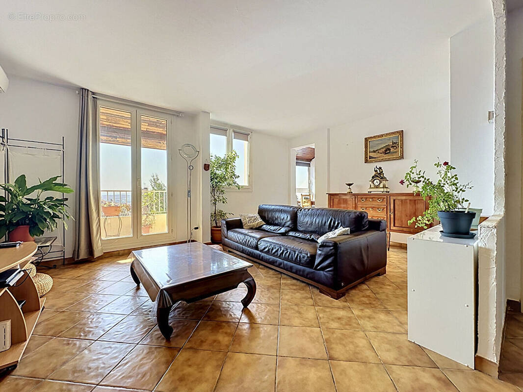 Appartement à MARSEILLE-14E
