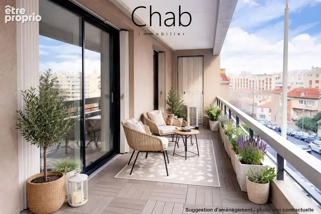 Appartement à MARSEILLE-4E