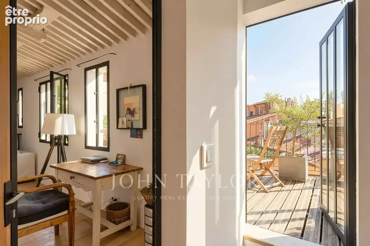 Appartement Terrasse100m2 + T2 35 m2 centre ville - photo 3