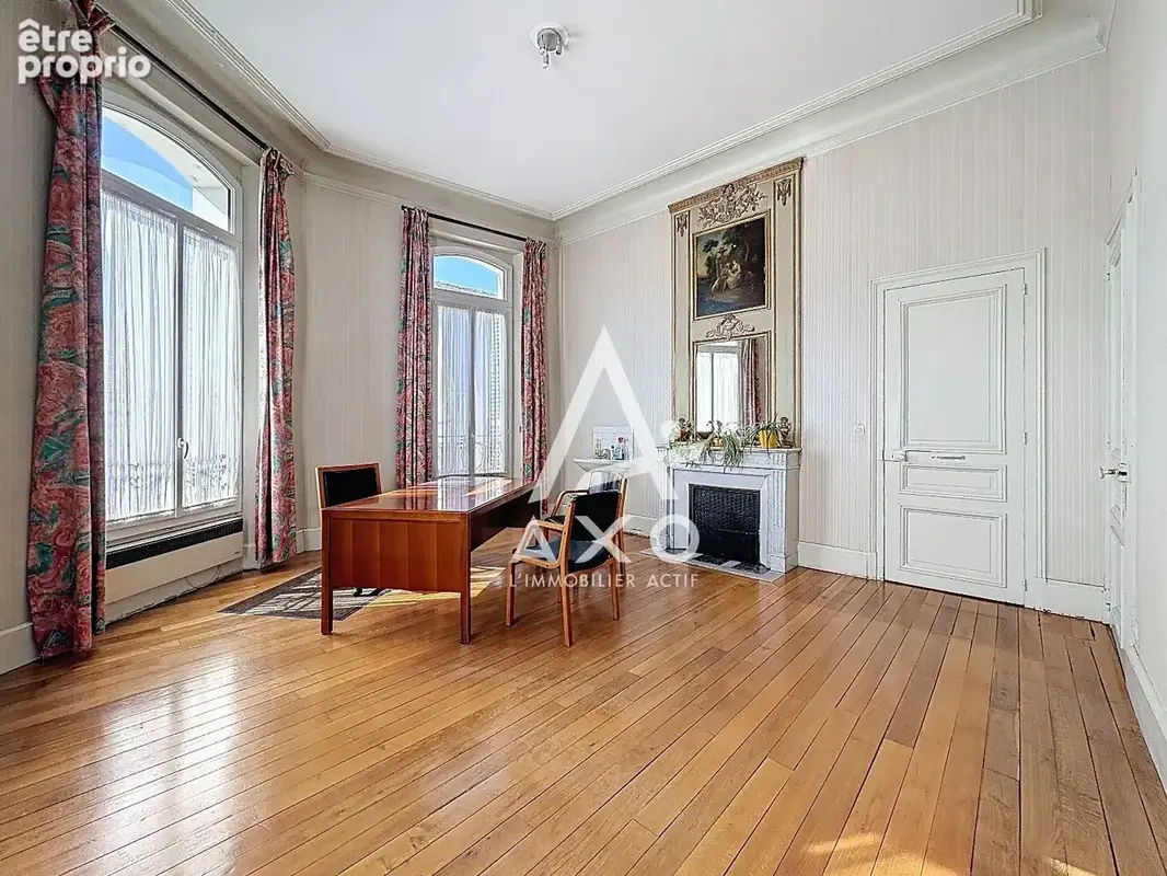 Ensemble immobilier situé en hypercentre - photo 3