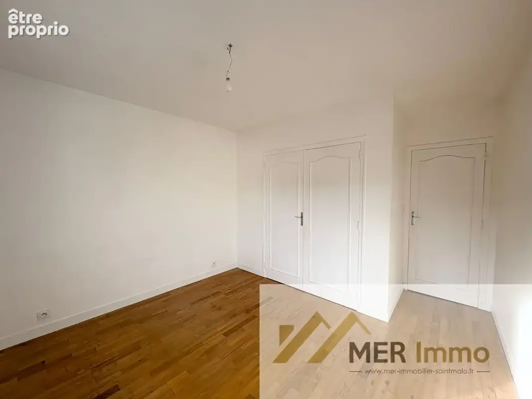 RENNES BOURG-L'EVEQUE EXCLUSIVITÉ MER immobilier appartement T3 de 60m2 avec balcon et garage - photo 6