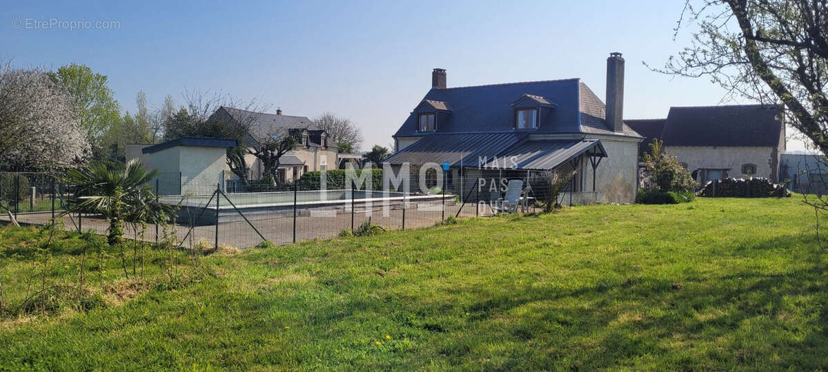 Maison à SAINT-MARTIN-DES-BOIS