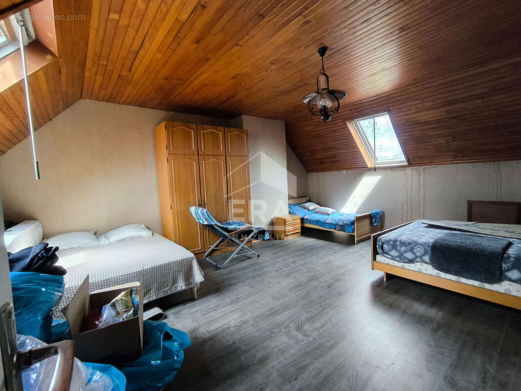 20702 - Maison situé dans une commune avec toutes commodités - photo 8