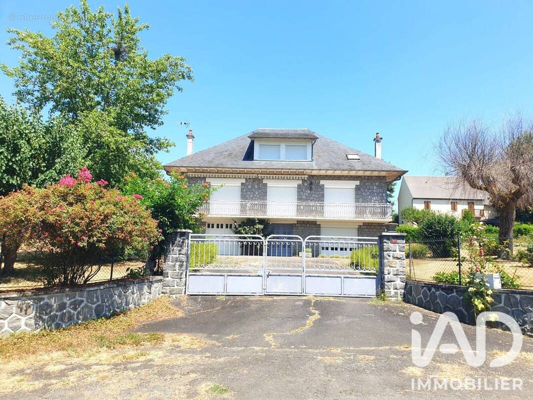 Photo 1 - Maison à ESPARTIGNAC
