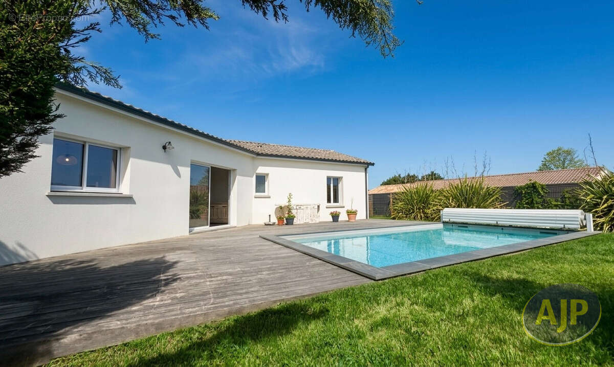 Maison à CASTELNAU-DE-MEDOC