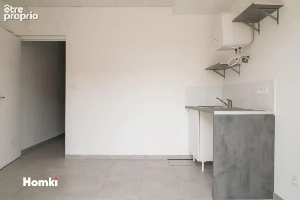 Local commercial T1 de 46 m² à Avignon 84000, Boulevard Sixte Isnard - photo 7