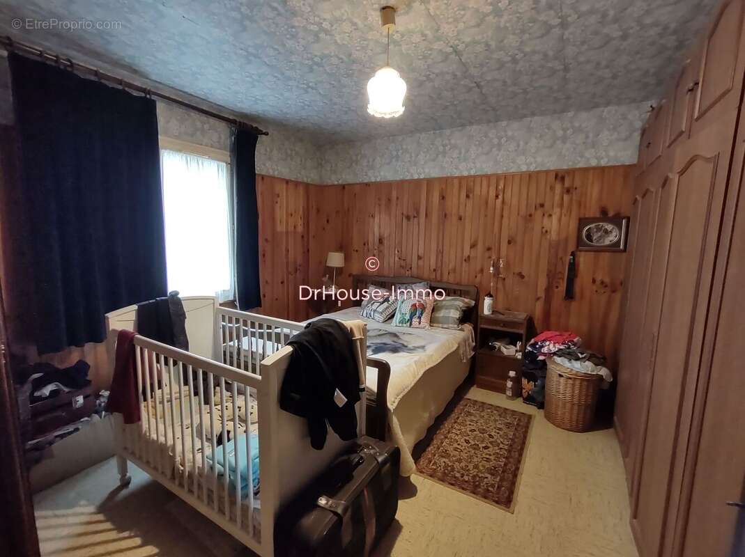 Maison à POULIGNY-SAINT-PIERRE