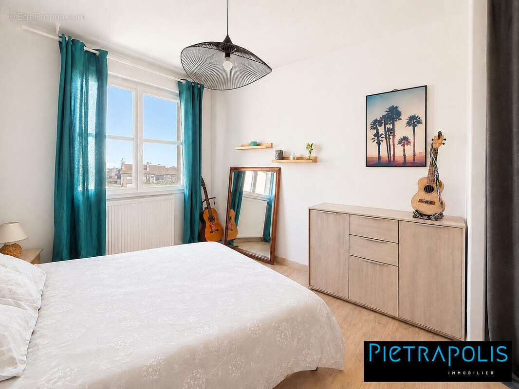 Appartement 87 m² à Villefranche-Sur-Saone  - photo 6