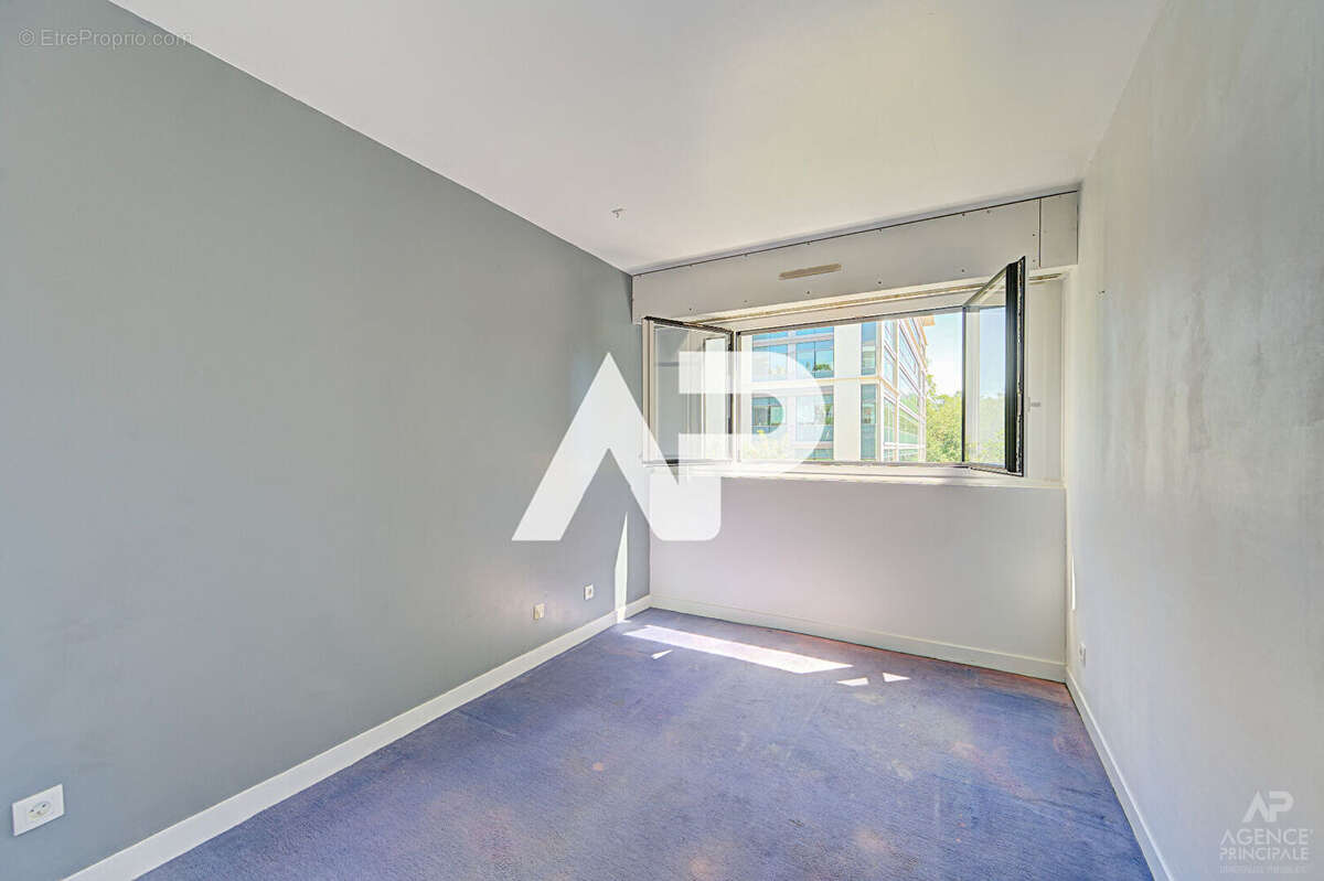 Appartement Rueil Malmaison 5 pièce(s) 90.80 m2 - photo 7