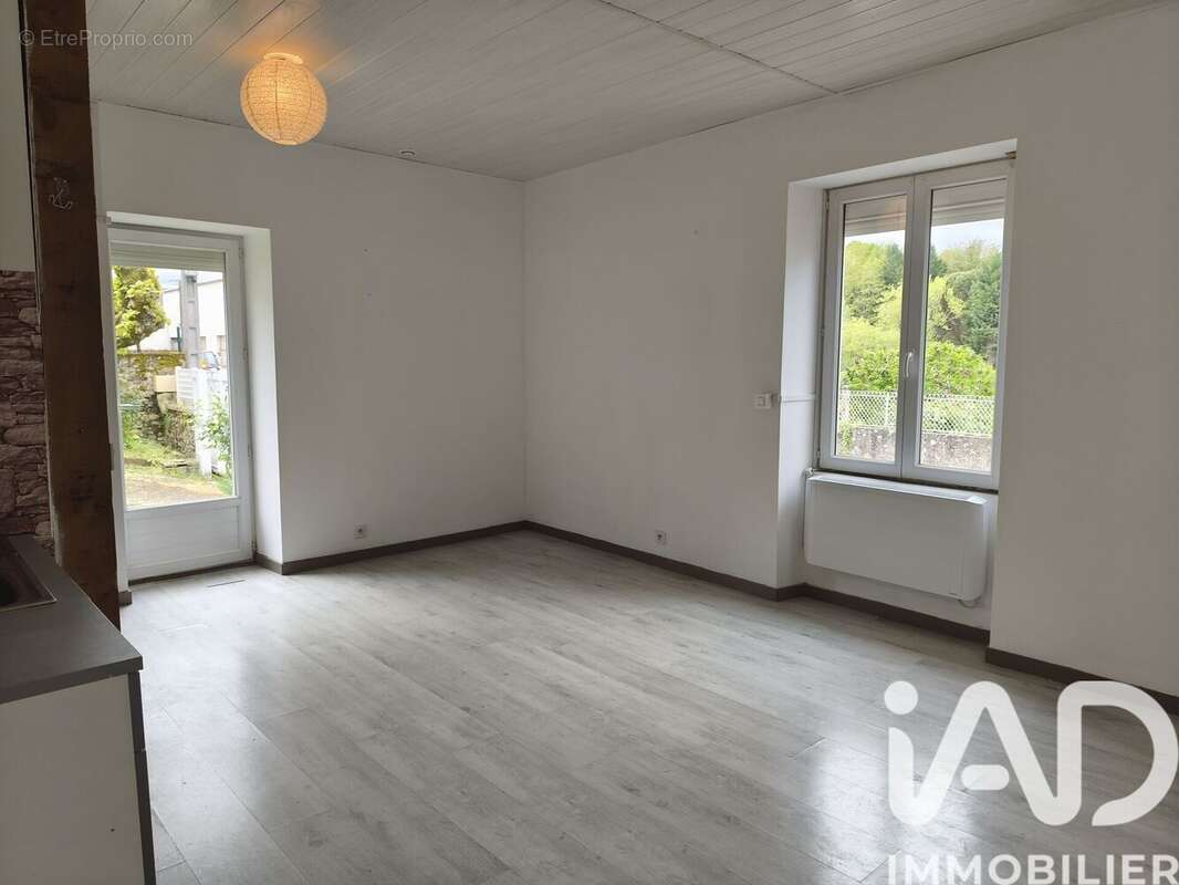 Maison 125 m² à Montmorillon  - photo 5