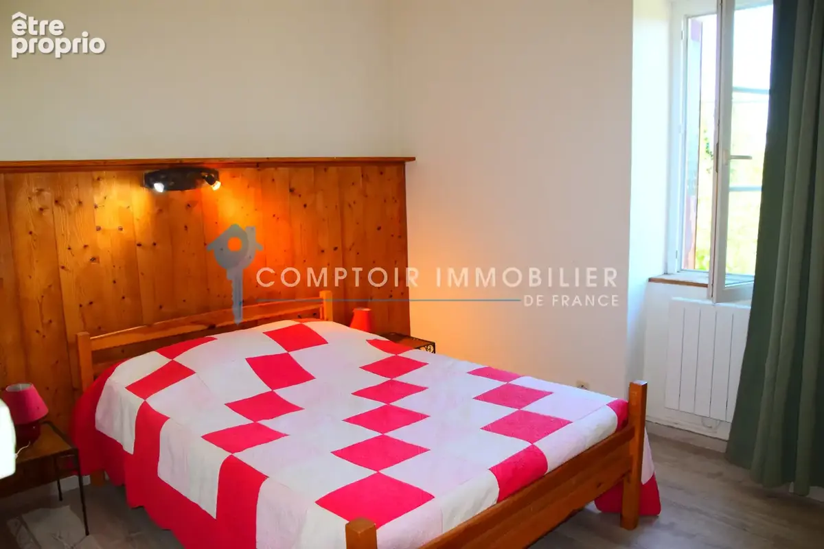 Dépt. 07 - A VENDRE à LAVILLEDIEU - Grand Mas de 530 m2 avec 7 appartements loués - Parcelle de 1600 m2. Inves - photo 30
