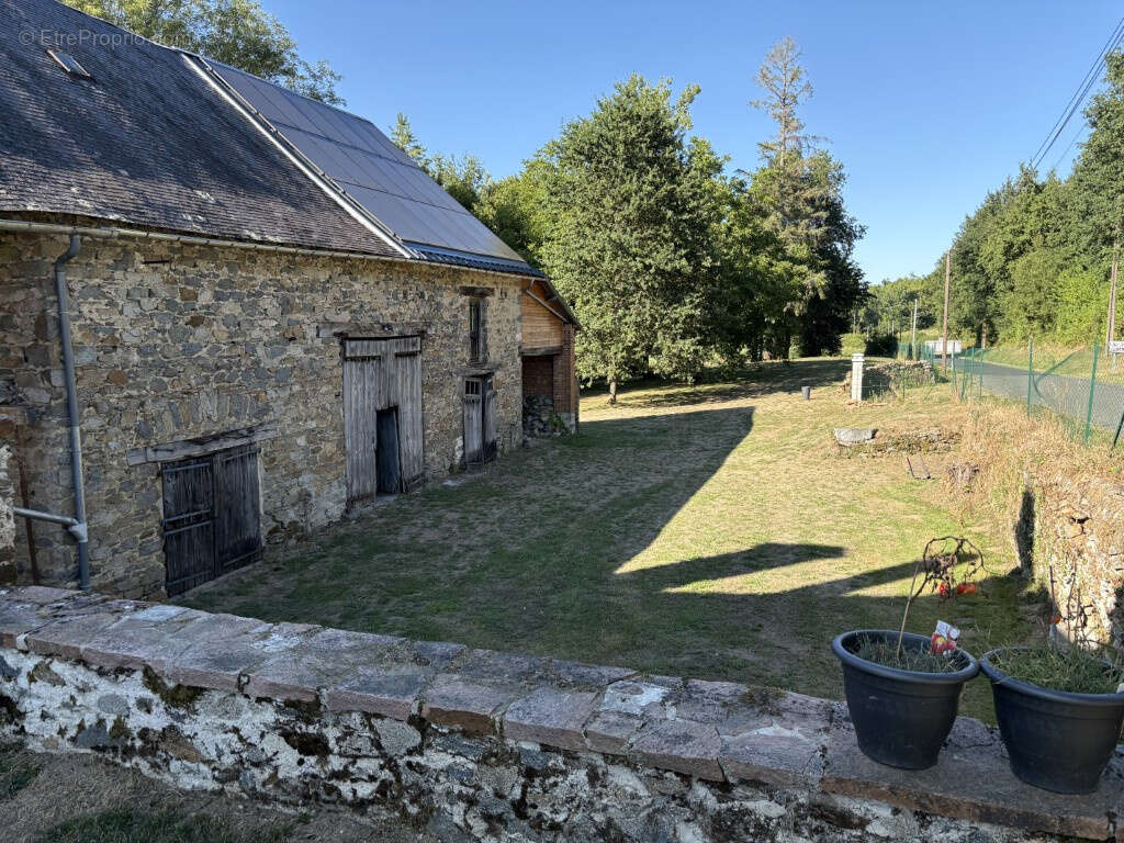 Maison à SAINT-JULIEN-LE-VENDOMOIS