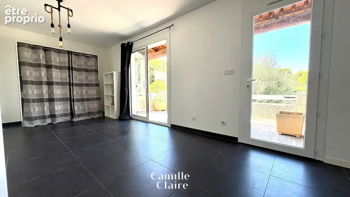 'Nouveauté' maison T6 + dépendance avec terrain et piscine sur les Pennes-Mirabeau. - photo 4