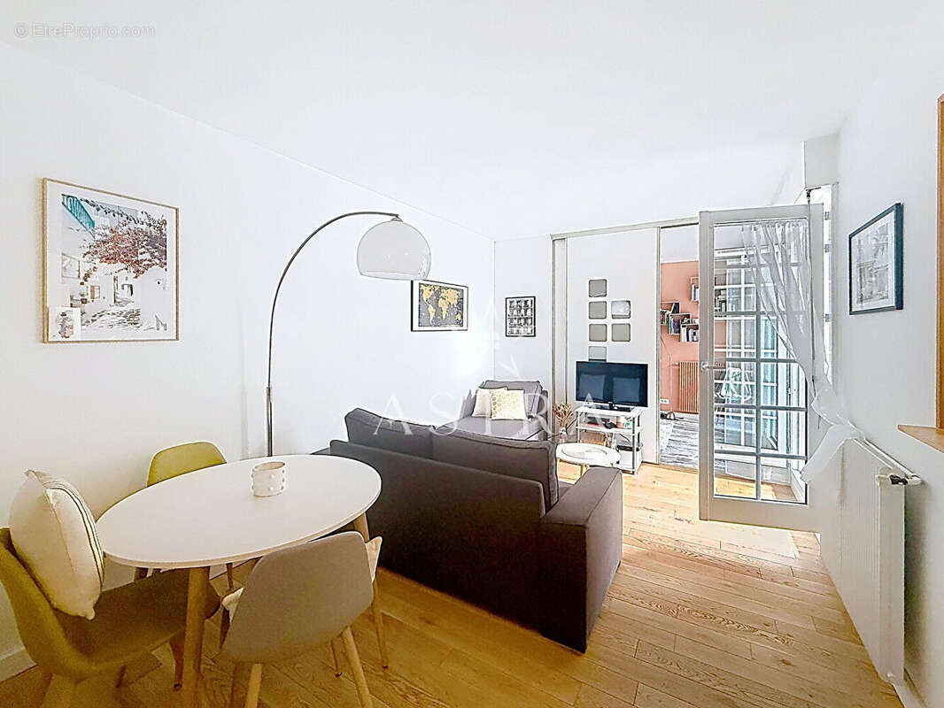 Appartement 2 pièce(s) 47 m2 Chatenay limite Sceaux - photo 4