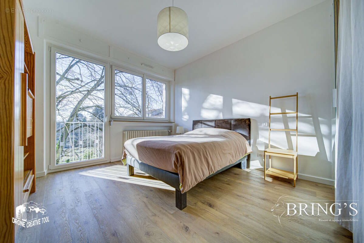 Appartement à MARLY