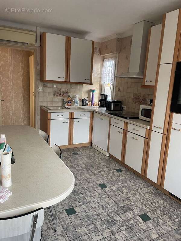 Maison à GONDREVILLE