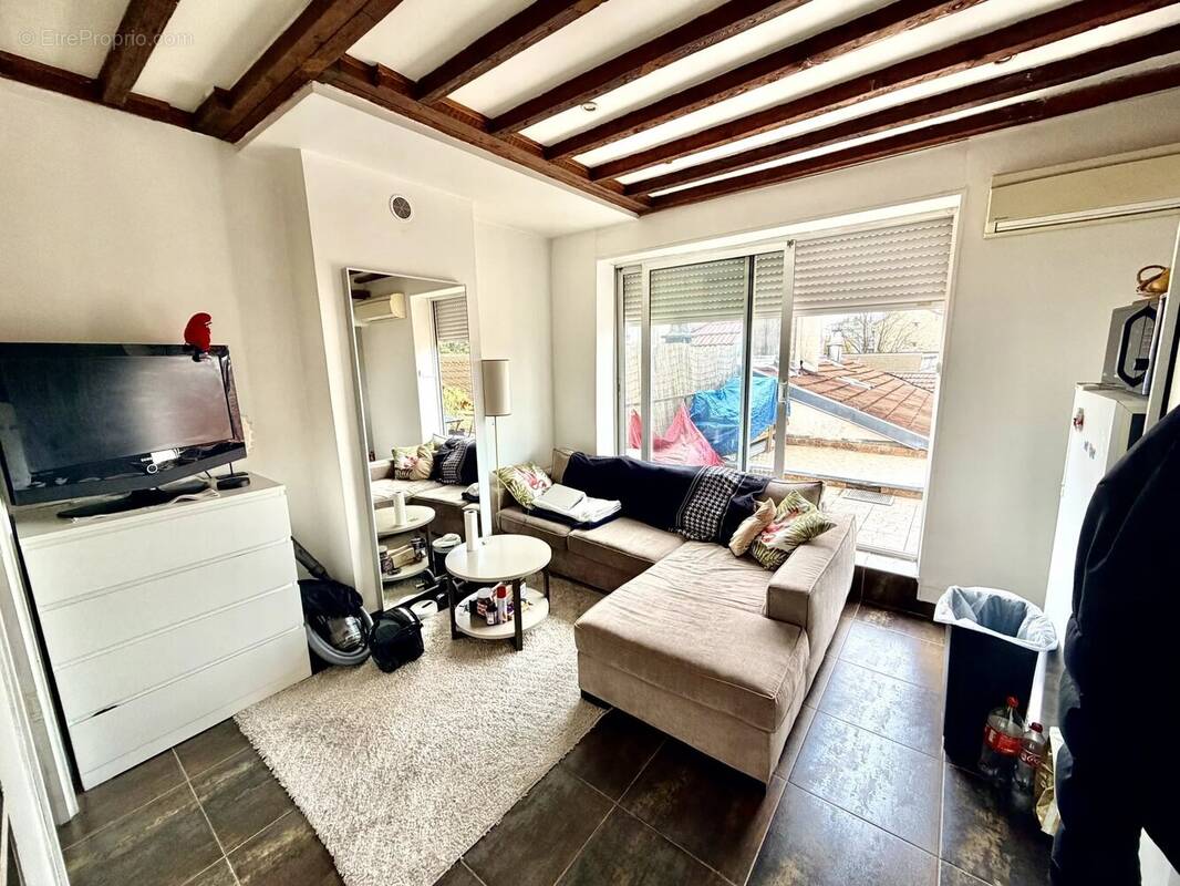 Appartement à SAINT-MAUR-DES-FOSSES