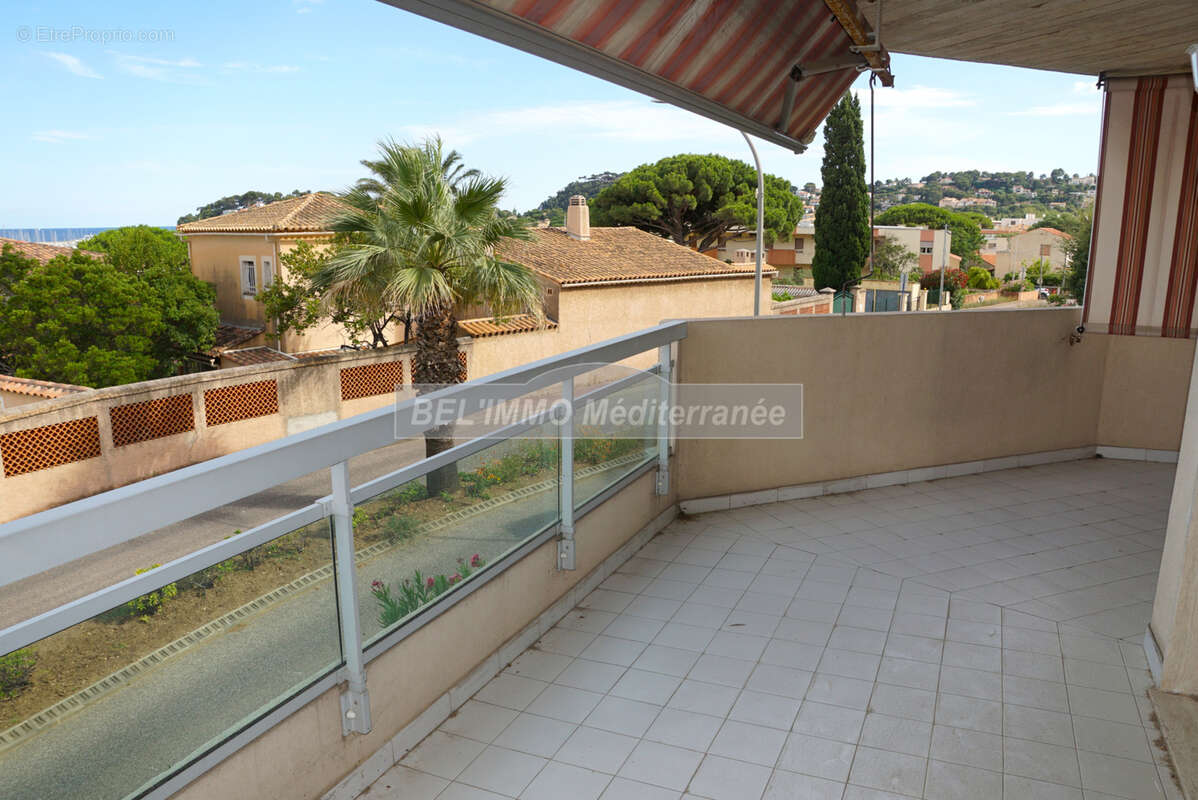 F3, Terrasse et Garage - photo 9