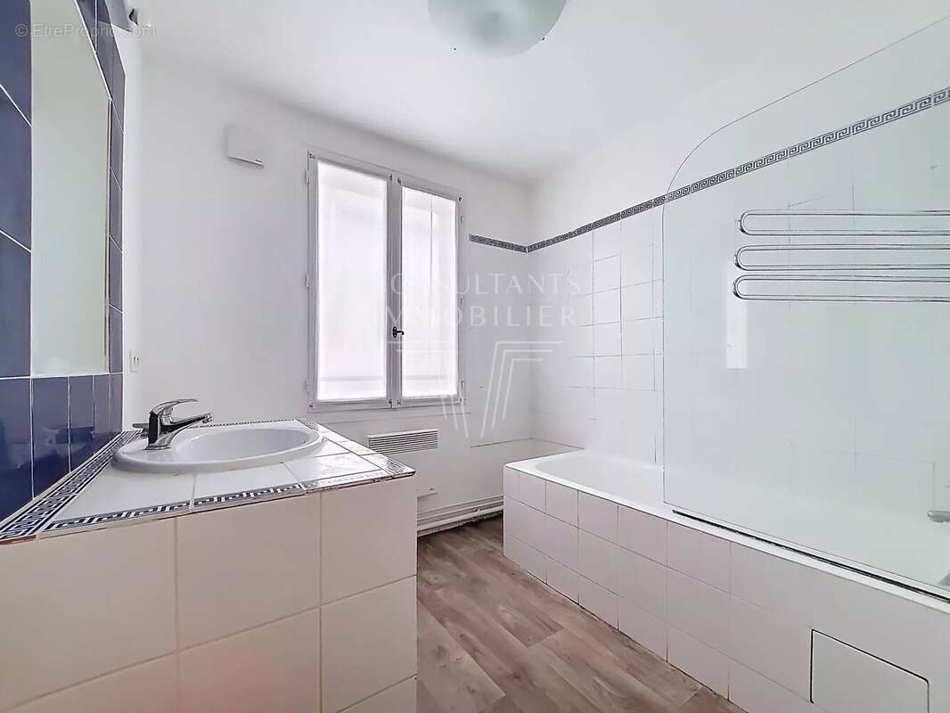 Appartement à PARIS-7E