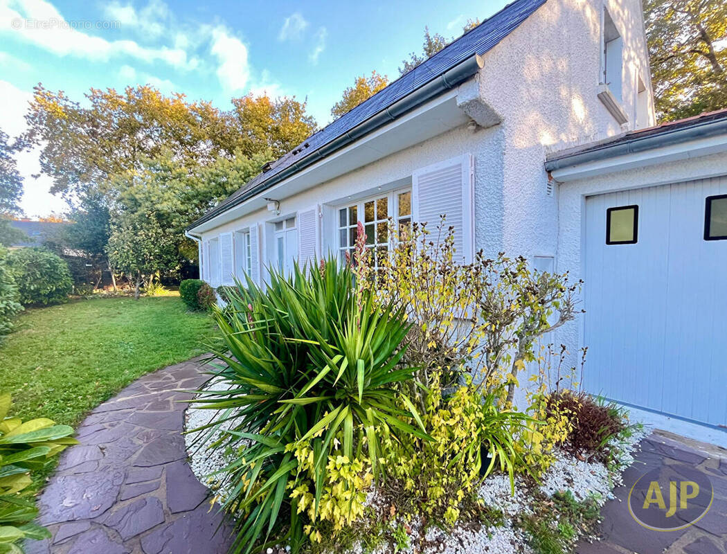 Maison à LA CHAPELLE-SUR-ERDRE