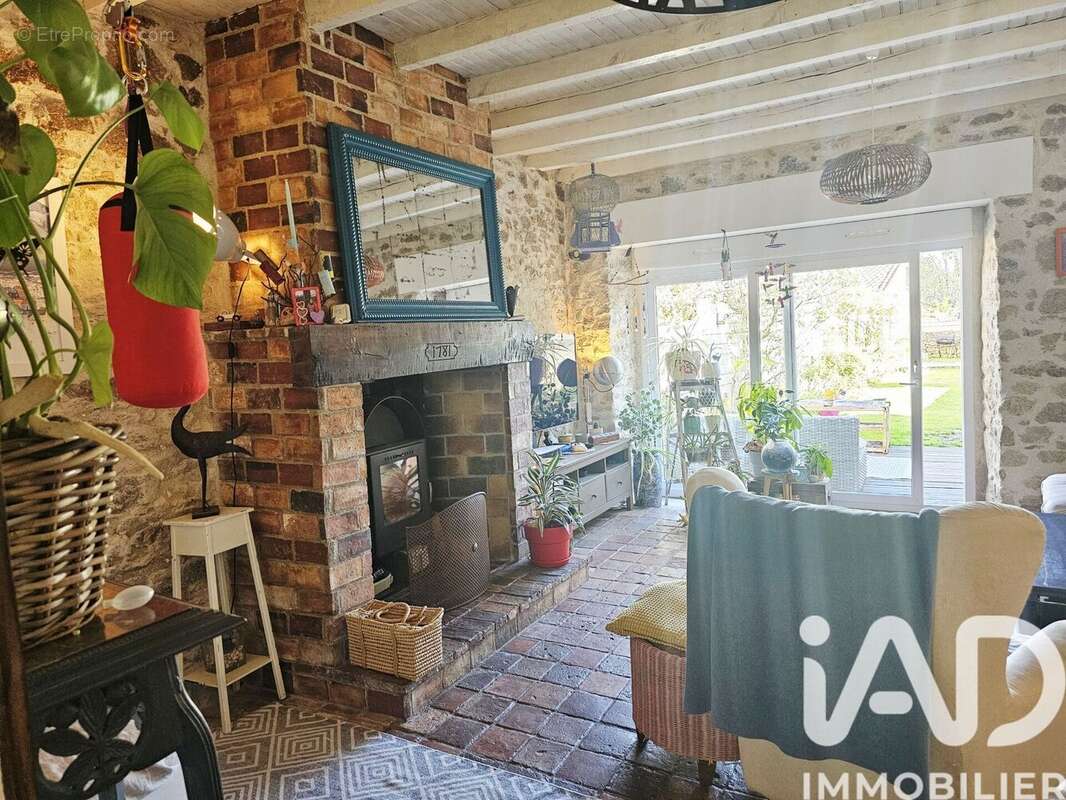 Photo 5 - Maison à TILLIERES