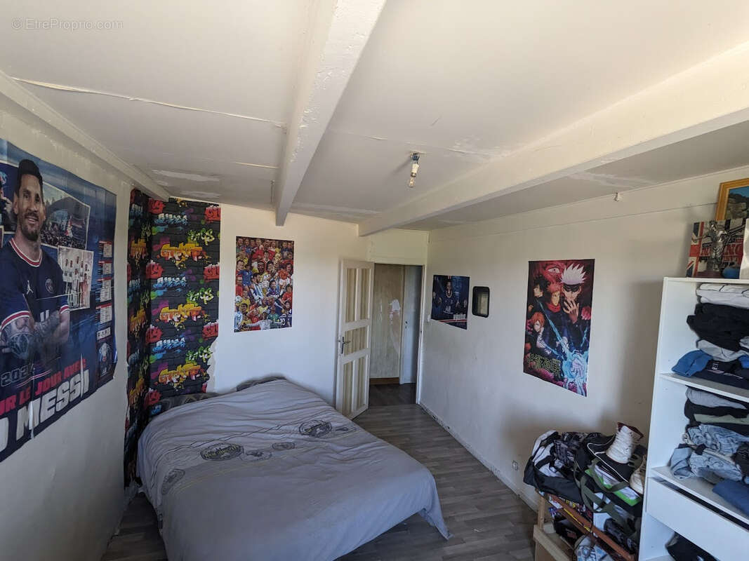 À vendre : Maison de caractère en pierre à la campagne - photo 9