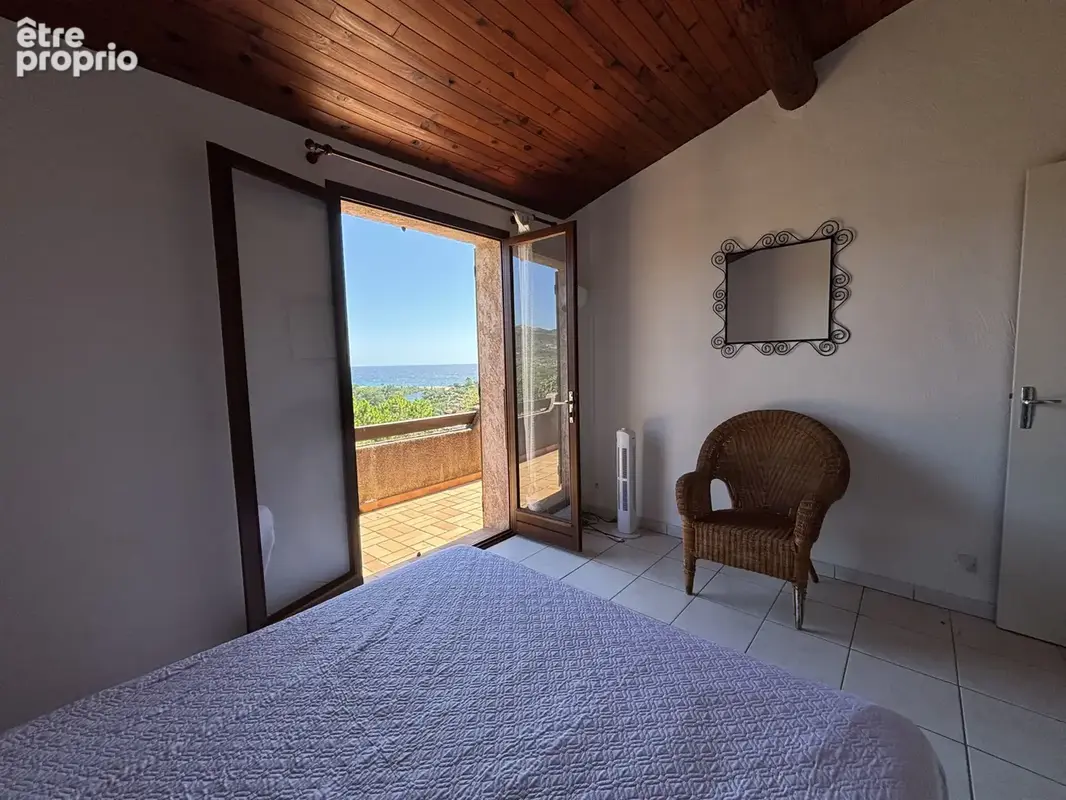 Propriété proche de la Testa  avec piscine et vue panoramique et imprenable sur la mer et les montagnes enviro - photo 14