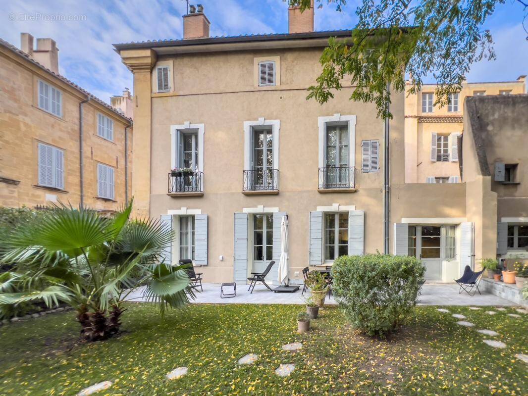 Appartement à AIX-EN-PROVENCE