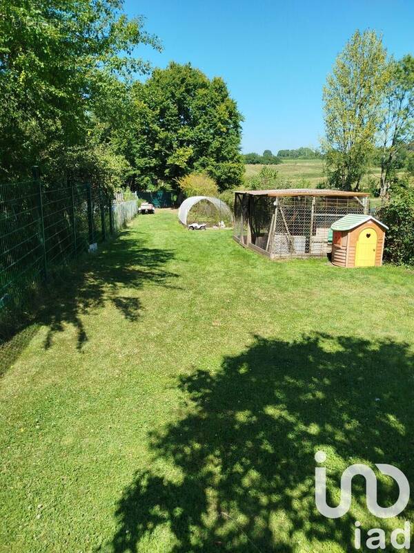 Photo 1 - Maison à LAUNOIS-SUR-VENCE