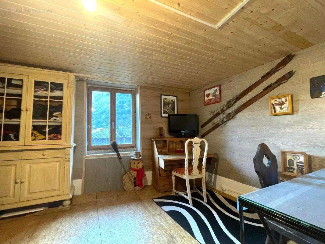 Maison à SAINT-RAMBERT-EN-BUGEY