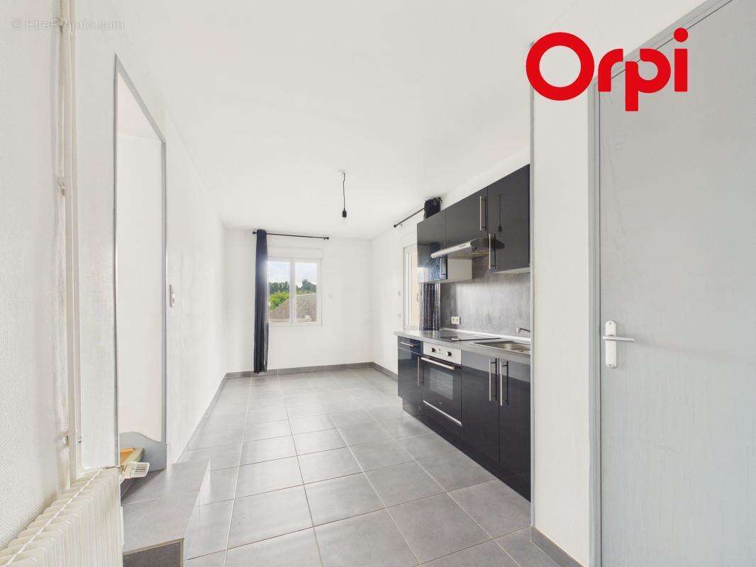 Appartement à deux pas de la gare de Bernay, hyper centre-ville - photo 7