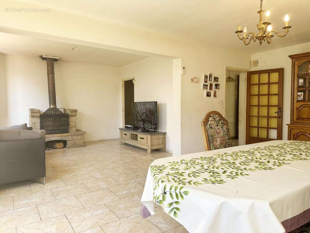 Photo 6 - Maison à LUNEL