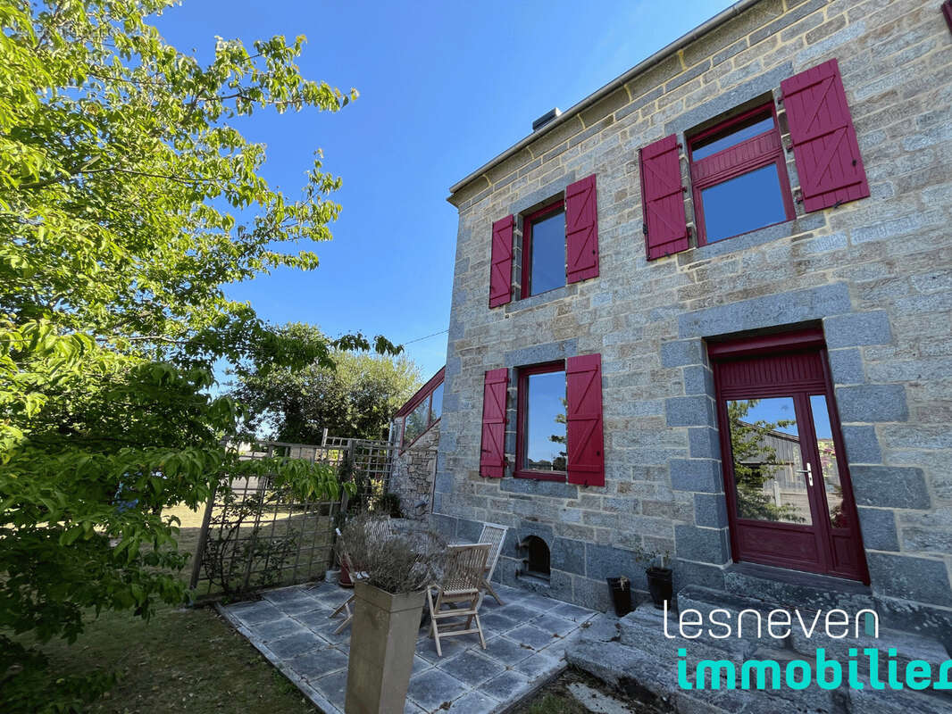 Maison 135 m² à Ploudaniel  - photo 2